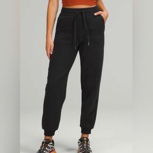 Lululemon Scuba High-Rise Jogger Black Fleece Sweatpants Size 2